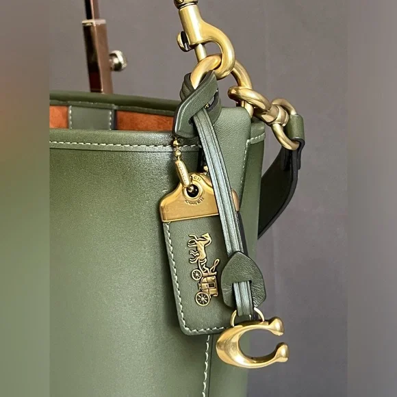 💰SOLD - CH726 - Coach Dakota Bucket Bag - Picture 5 of 14
